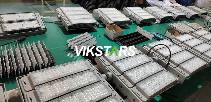 50W 100W 150W 200W 250W 300W Module High Mast Flood Lights Ánh sáng sân bóng đá ngoài trời 18