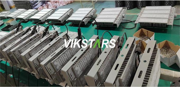 50W 100W 150W 200W 250W 300W Module High Mast Flood Lights Ánh sáng sân bóng đá ngoài trời 19
