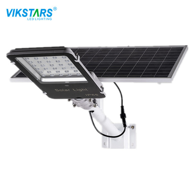 Mua Đèn đường LED ngoài trời chạy bằng năng lượng mặt trời 100W 200W Chống thấm nước 150 Lm / W Lumen cao sản xuất trực tuyến