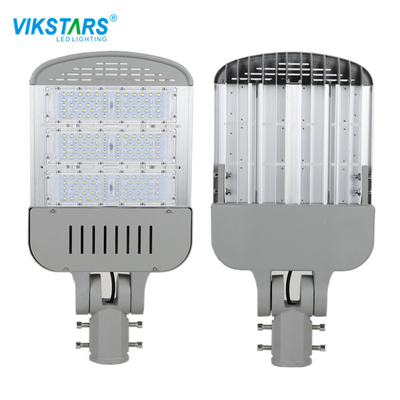 Mua Cộng đồng AC 265V Đèn đường LED ngoài trời 130lm / W IP65 Bộ phản xạ PC sản xuất trực tuyến