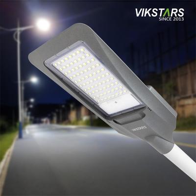 Đèn đường LED 150W Đèn đường năng lượng mặt trời 300W 500W cho đường phố chính