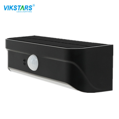 Tòa nhà Courtyards Đèn sân vườn chạy bằng năng lượng mặt trời 1W 6PCS Epistar 2835 Cảm biến bóng tối
